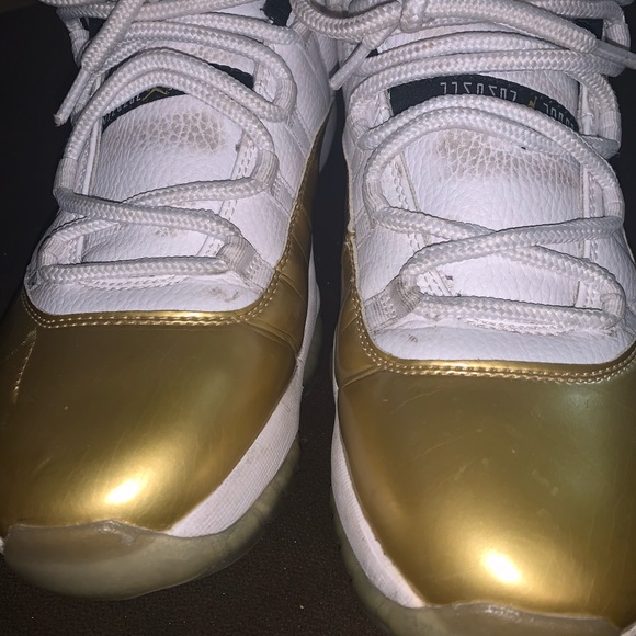Air Jordan 11 Retro Low  “Closing Ceremony” - Picture 2 of 5